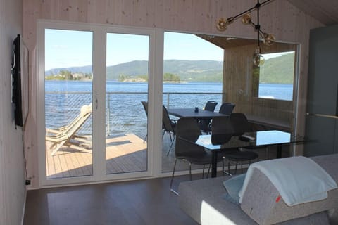 Cottage, 1 Bedroom | Lake view