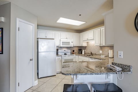 Large frig with ice maker.