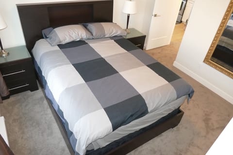 Brand new Sterns & Fosters queen size bed - very comfortable.