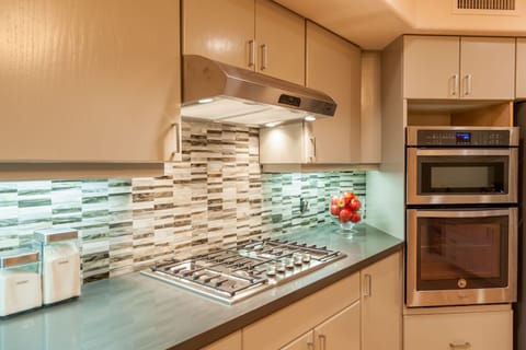 Brand New Kitchen - all new appliances