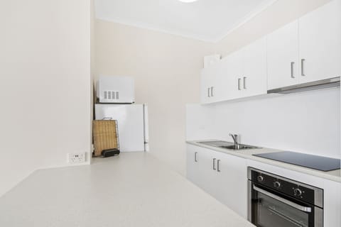 Superior Apartment, 1 King Bed | Private kitchen | Full-size fridge, microwave, oven, stovetop