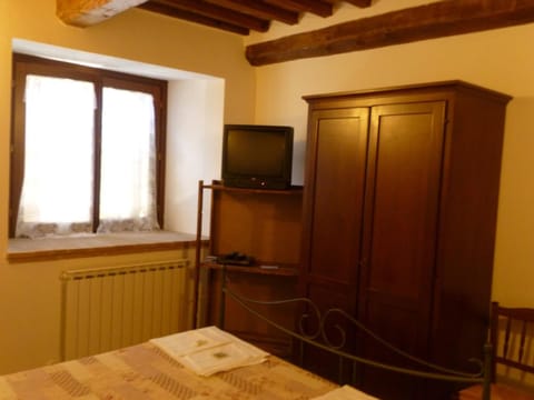 Family Room | Individually decorated, individually furnished, cribs/infant beds