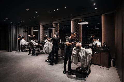 Couples treatment rooms, steam room, Turkish bath, body treatments