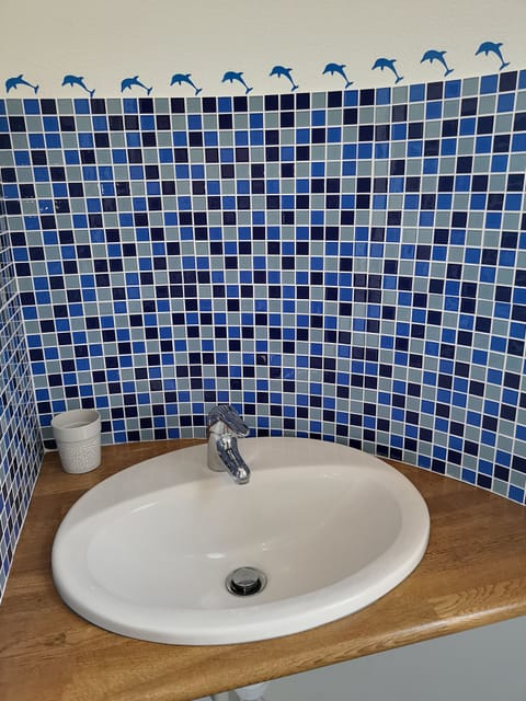 Family Suite (Marine) | Select Comfort beds, individually decorated, individually furnished