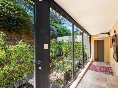 Plant, Building, Door, Shade, Wood, Residential Area, Window, Facade, Glass