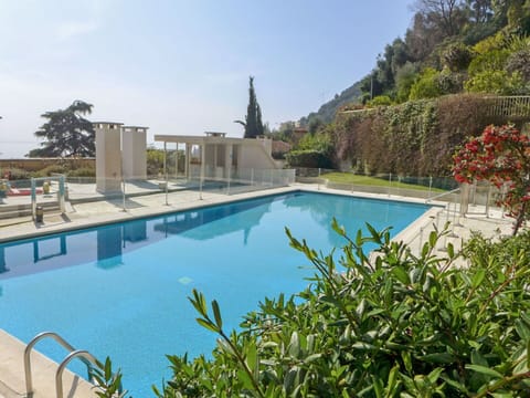 Swimming Pool, Property, Real Estate, Resort, Building, Vacation, Leisure, House, Resort Town, Villa
