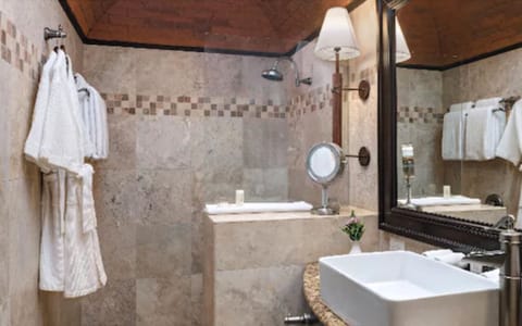Deluxe Room, 2 Queen Beds | Bathroom | Shower, designer toiletries, hair dryer, bathrobes