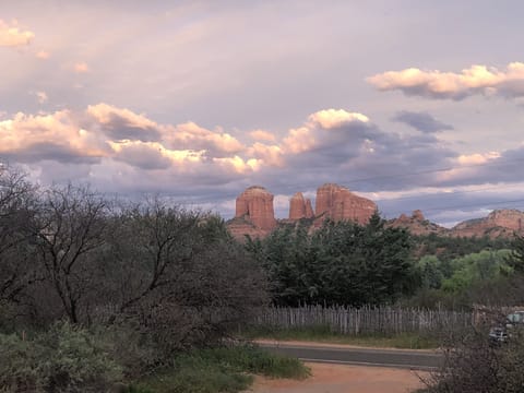 Explosively beautiful sunrise and sunsets can be viewed from the house. 