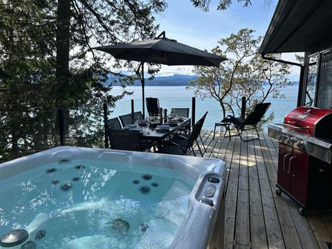 Breathtaking views from the hot tub.