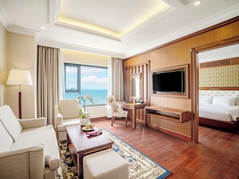 Executive Suite, Oceanfront | Living area | Flat-screen TV