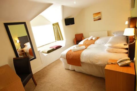 Twin Room | Select Comfort beds, desk, laptop workspace, iron/ironing board