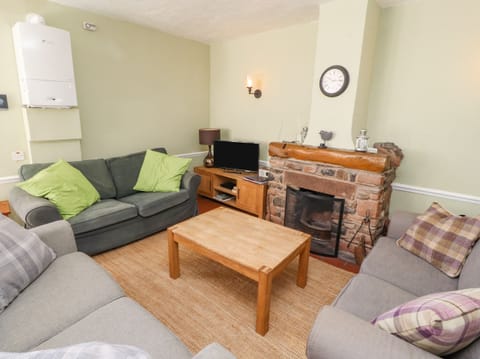 Cottage | Living area