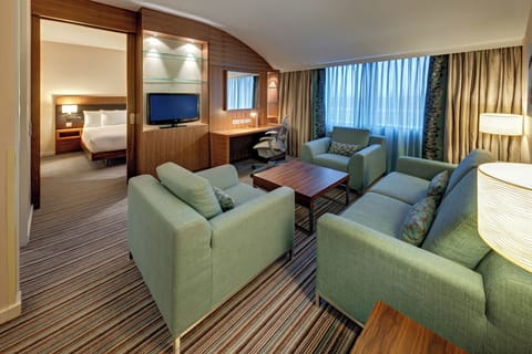 Junior Suite, 1 King Bed | In-room safe, desk, laptop workspace, soundproofing