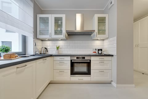 Premium Apartment, Balcony (A37) | Private kitchen | Fridge, oven, stovetop, dishwasher