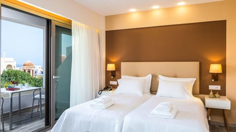Superior Double or Twin Room, Balcony | Minibar, in-room safe, individually decorated, desk