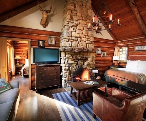 Family Cabin with Loft | Premium bedding, down comforters, pillowtop beds, in-room safe