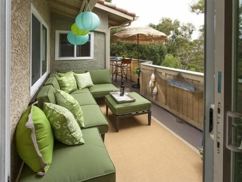 Outdoor seating with city view