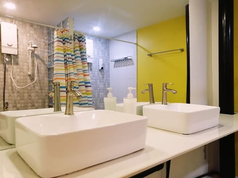 Superior Shared Dormitory | Bathroom | Shower, hair dryer