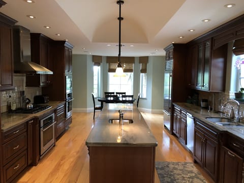 Kitchen and breakfast nook.