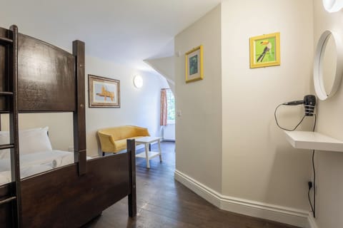 Triple Ensuite Room | In-room safe, individually decorated, individually furnished, free WiFi