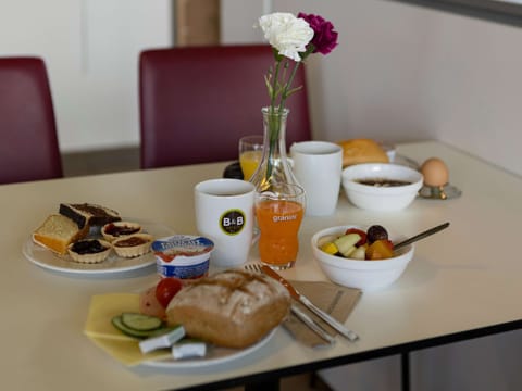 Daily buffet breakfast (EUR 12.9 per person)