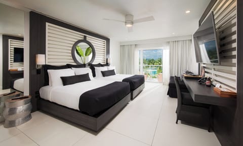 Junior Suite, 2 Double Beds, Ocean View | 1 bedroom, minibar, in-room safe, desk