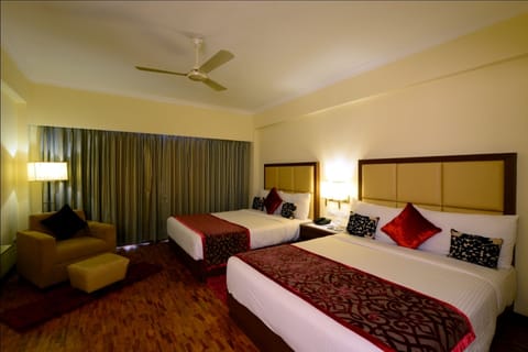 Executive Room, 2 Double Beds | Minibar, in-room safe, desk, blackout drapes