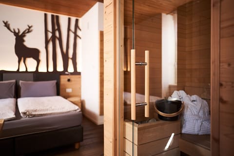 Superior Room, 1 King Bed, Non Smoking, Mountain View | Premium bedding, down comforters, memory foam beds, minibar