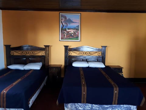 Comfort Double Room, Multiple Beds, Non Smoking | Free WiFi, bed sheets