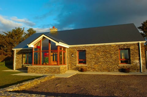 Front of Sea Breeze Cottage