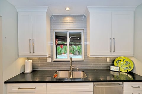 Kitchen facing the pool