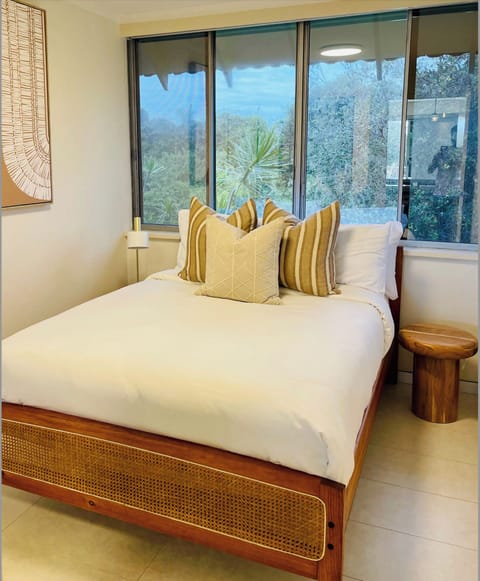 Pacific Penthouse | 2 bedrooms, iron/ironing board, free WiFi, bed sheets