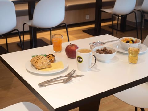Daily buffet breakfast (EUR 12.9 per person)