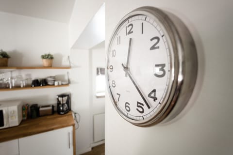 Studio, 2 Twin Beds | Room amenity