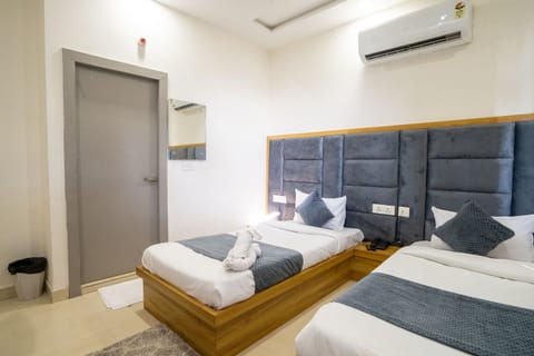 Deluxe Twin Room | Free WiFi