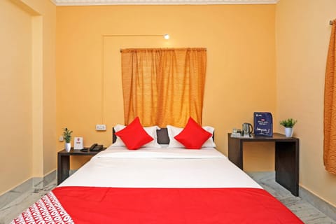 Double or Twin Room | Free WiFi, bed sheets