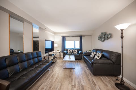 Superior Apartment, Multiple Beds, Non Smoking | Living area | Flat-screen TV, table tennis