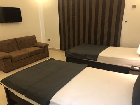 Deluxe Twin Room | Free WiFi, bed sheets