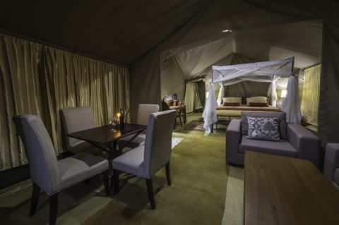 Luxury Family Tent | Living room