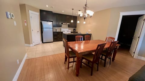 Condo, 2 Bedrooms, Kitchen | Private kitchen | Fridge, microwave, stovetop, dishwasher