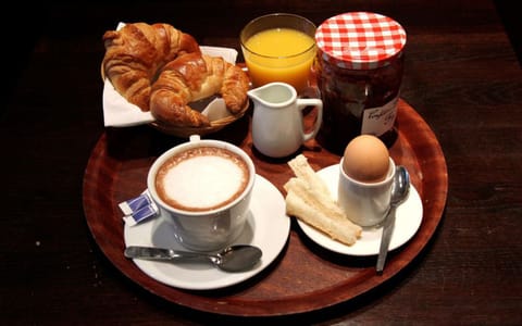 Free daily full breakfast