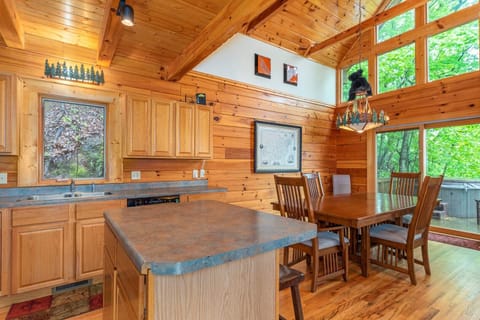 Laurel View Lodge Kitchen