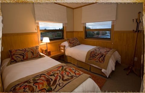 Standard Twin Room | Premium bedding, pillowtop beds, in-room safe, individually decorated