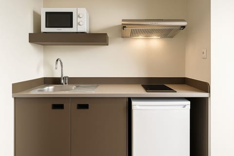 Electric kettle, eco-friendly cleaning products