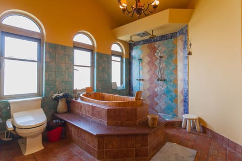 Villa, 5 Bedrooms | Bathroom | Separate tub and shower, deep soaking tub, rainfall showerhead