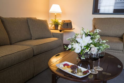 Executive Suite, 1 Bedroom, Annex Building | Living room | TV