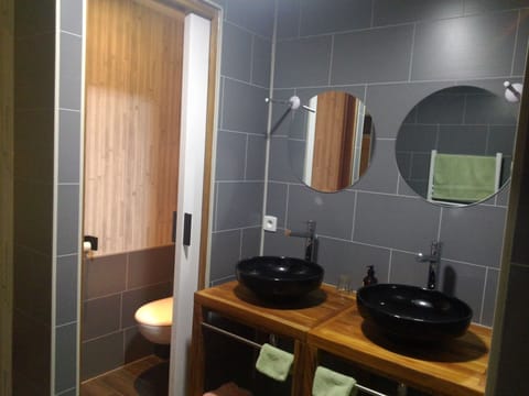 Comfort Suite, Garden View (Nature) | Bathroom