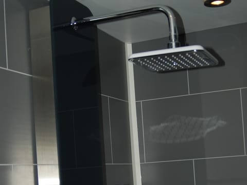 Comfort Suite, Garden View (Nature) | Bathroom