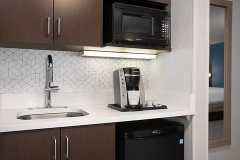 Fridge, microwave, coffee/tea maker