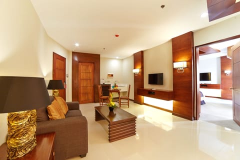 Mabuhay Suite Room | Living room | LED TV